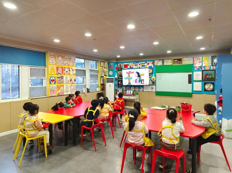 学历提升：选择网络教育还是传统课堂？
